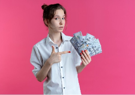 Women holding euros